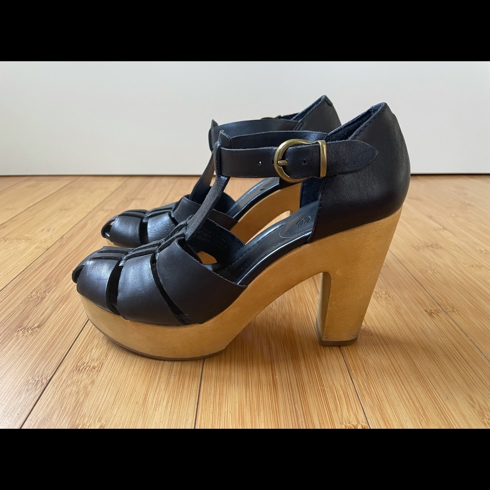 Madewell Black Leather Wooden Heel Cage Toe Sandal